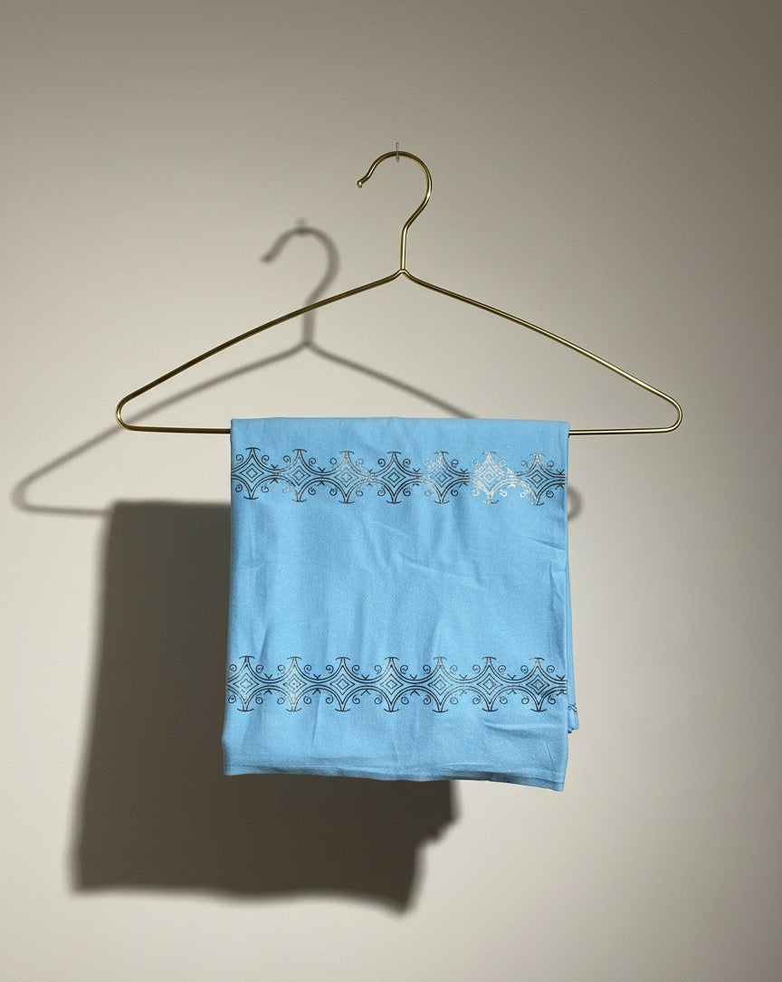 Dempé Élégance Royale ASWAH - Vêtement africain bleu et doré raffiné